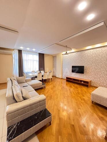 İcarəyə verilir 3 otaqlı yeni tikili 150 m², Nizami m., photo 4 from 18