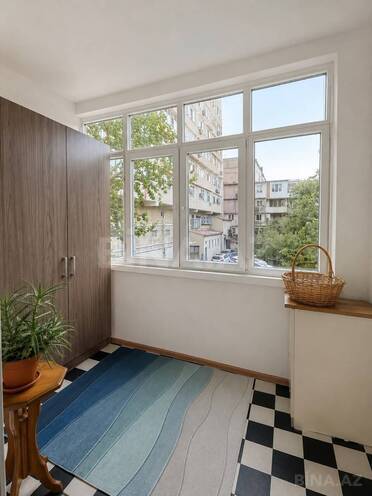Satılır 2 otaqlı köhnə tikili 75 m², Yasamal r., photo 12 from 13