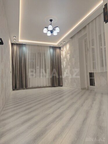 Продается 3-комн. вторичка 65 м², м. Ази Асланов, photo 1 from 20