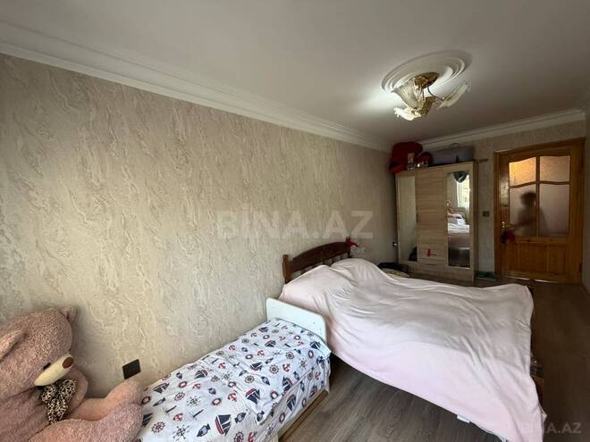 Satılır 2 otaqlı köhnə tikili 57 m², Xalqlar Dostluğu m., photo 11 from 17