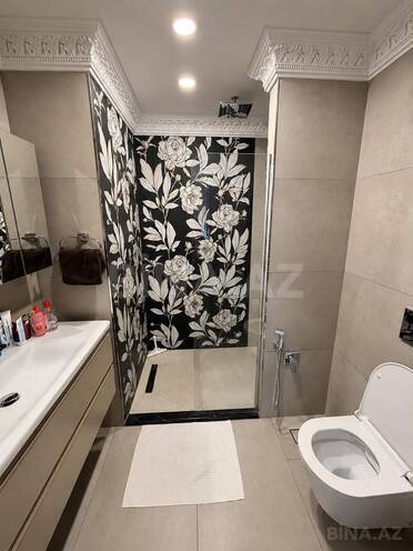 Продаётся 3-комн. новостройка 130 м², м. Низами, photo 12 from 19