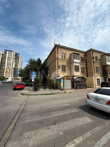 Сдаётся 1-комн. офис 35 м², м. Элмляр Академиясы, photo 11 from 17