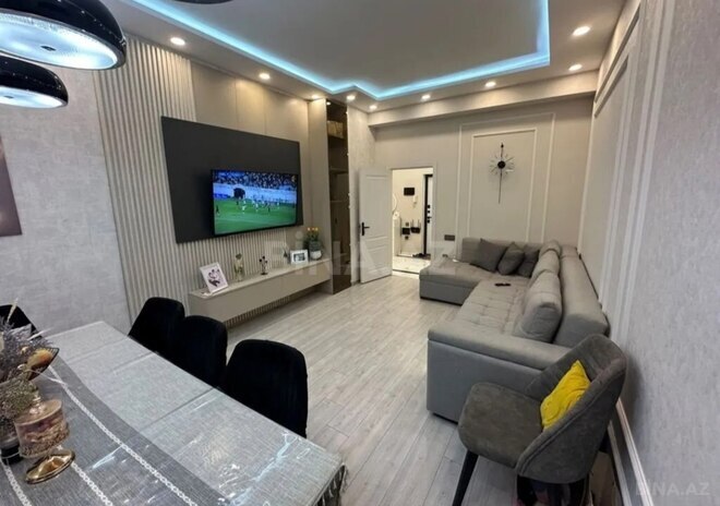 Satılır 2 otaqlı yeni tikili 74 m², İnşaatçılar m., photo 1 from 14