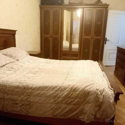 Satılır 3 otaqlı köhnə tikili 90 m², Azadlıq Prospekti m., photo 5 from 16