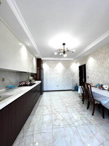 Satılır 9 otaqlı həyət evi/bağ evi 420 m², Azadlıq Prospekti m., photo 25 from 32