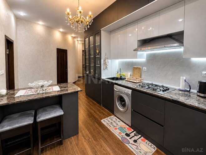 Продаётся 2-комн. новостройка 101 м², м. Элмляр Академиясы, photo 5 from 11