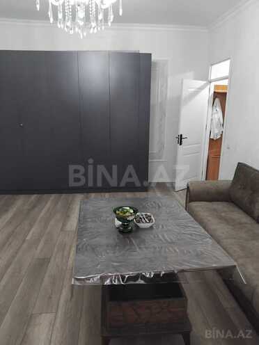 Сдаётся 2-комн. вторичка 60 м², м. Кара Караев, photo 1 from 14