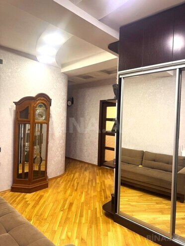 Продаётся 3-комн. новостройка 125 м², м. Элмляр Академиясы, photo 14 from 15