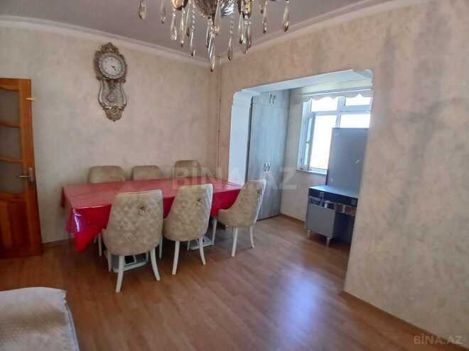 Satılır 2 otaqlı köhnə tikili 60 m², Köhnə Günəşli q., photo 1 from 22