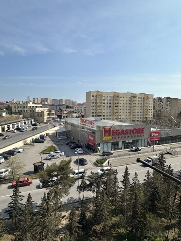 Продаётся 2-комн. вторичка 40 м², м. Халглар Достлугу, photo 1 from 12