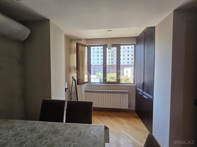 Продаётся 3-комн. вторичка 60 м², м. Элмляр Академиясы, photo 9 from 19