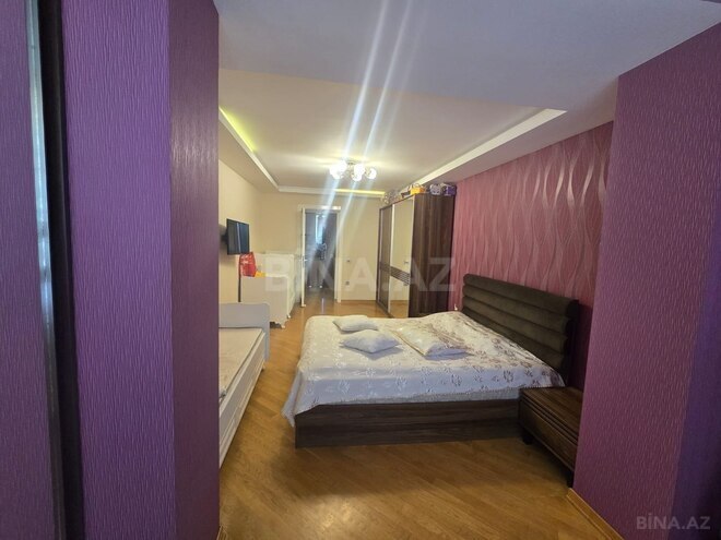 Продаётся 3-комн. вторичка 60 м², м. Элмляр Академиясы, photo 15 from 19