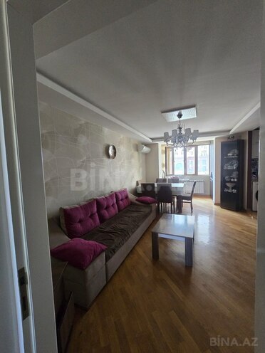 Продаётся 3-комн. вторичка 60 м², м. Элмляр Академиясы, photo 6 from 19