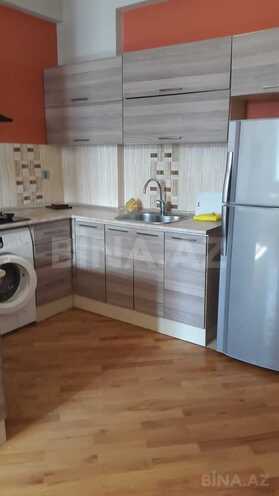 Сдаётся 3-комн. новостройка 70 м², м. Низами, photo 1 from 8