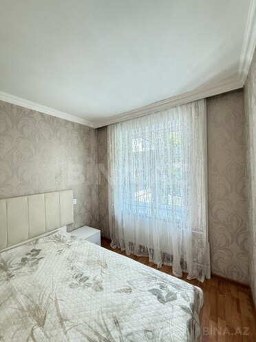 Satılır 2 otaqlı köhnə tikili 62 m², İnşaatçılar m., photo 8 from 14