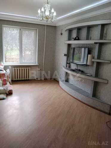 Satılır 4 otaqlı köhnə tikili 100 m², Yeni Günəşli q., photo 1 from 11