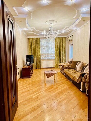 Продаётся 3-комн. новостройка 103 м², м. Ази Асланов, photo 1 from 16