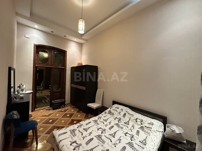 Satılır 6 otaqlı köhnə tikili 300 m², Sahil m., photo 17 from 31
