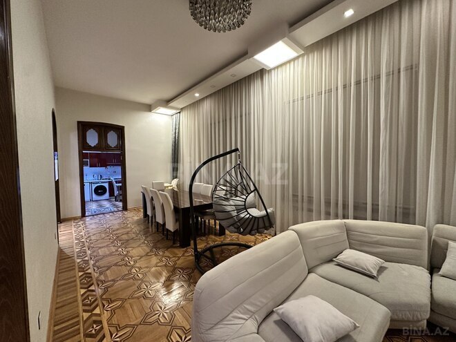 Satılır 6 otaqlı köhnə tikili 300 m², Sahil m., photo 25 from 31