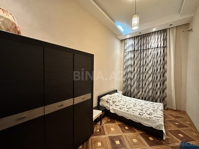 Satılır 6 otaqlı köhnə tikili 300 m², Sahil m., photo 19 from 31