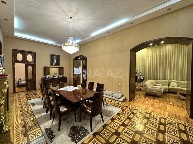 Satılır 6 otaqlı köhnə tikili 300 m², Sahil m., photo 4 from 31