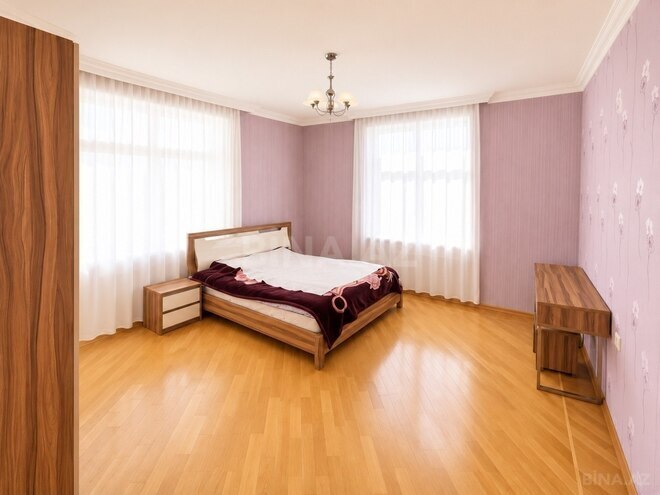 Сдаётся 3-комн. новостройка 135 м², м. 8 ноября, photo 8 from 14
