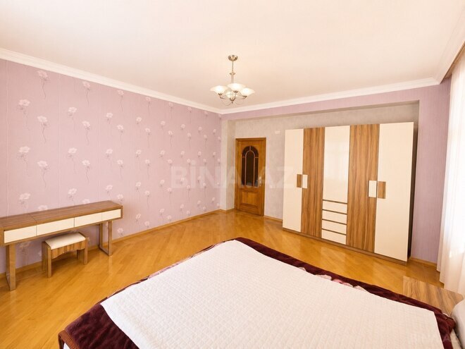 Сдаётся 3-комн. новостройка 135 м², м. 8 ноября, photo 10 from 14