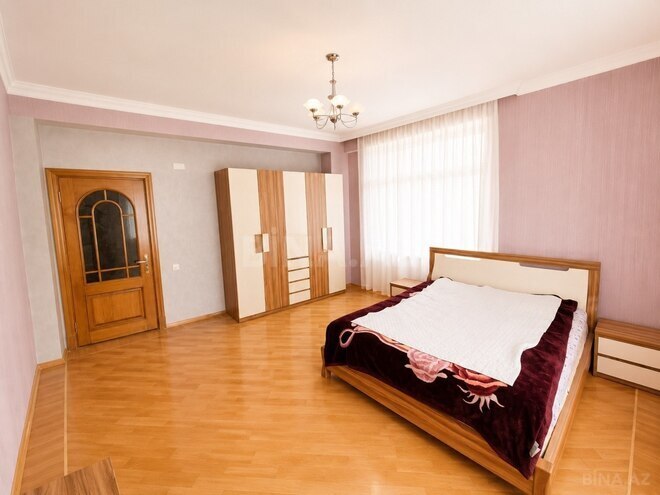 Сдаётся 3-комн. новостройка 135 м², м. 8 ноября, photo 7 from 14