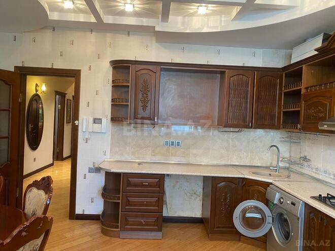 Сдаётся 3-комн. новостройка 125 м², м. Иншаатчылар, photo 9 from 17