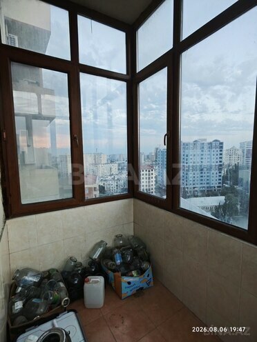 Сдаётся 3-комн. новостройка 135 м², м. Мемар Аджеми, photo 17 from 19