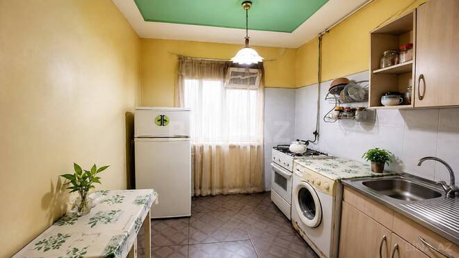 Satılır 1 otaqlı köhnə tikili 44 m², Neftçilər m., photo 4 from 6