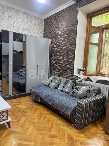 İcarəyə verilir 3 otaqlı köhnə tikili 65 m², 28 May m., photo 1 from 13