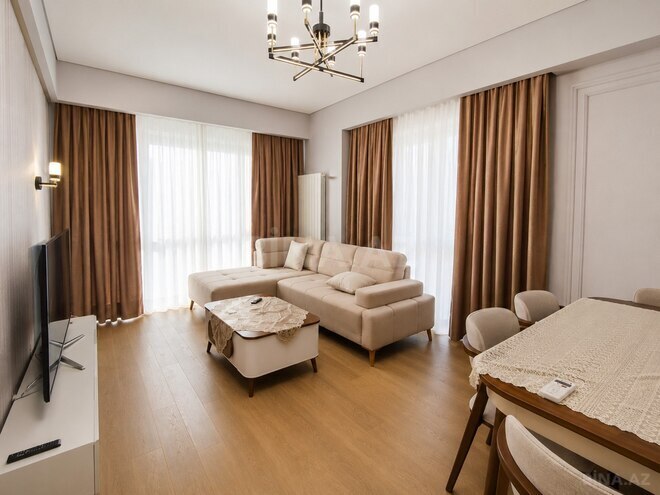 Сдается 3-комн. новостройка 90 м², м. Бакмил, photo 1 from 17