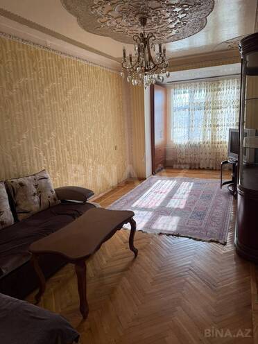 İcarəyə verilir 2 otaqlı köhnə tikili 65 m², Azadlıq Prospekti m., photo 3 from 14