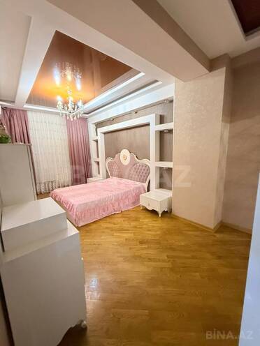 Сдаётся 2-комн. новостройка 110 м², м. 8 ноября, photo 12 from 16