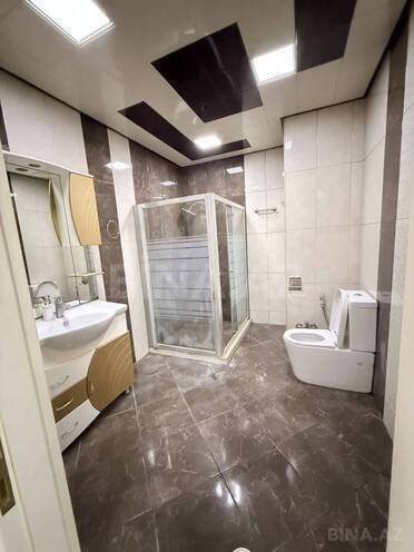 Сдаётся 2-комн. новостройка 110 м², м. 8 ноября, photo 13 from 16
