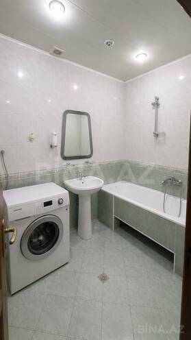 Продаётся 3-комн. вторичка 135 м², м. Кара Караев, photo 13 from 20