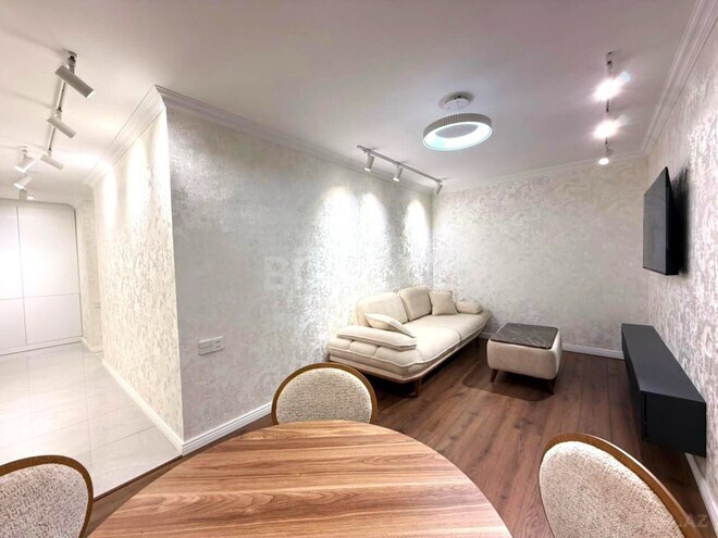 Продаётся 3-комн. вторичка 65 м², Насиминский  р., photo 3 from 17