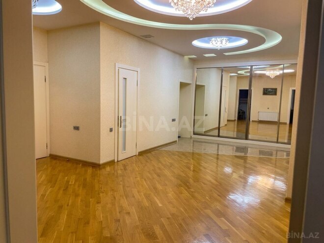 Satılır 4 otaqlı yeni tikili 240 m², 28 May m., photo 9 from 19