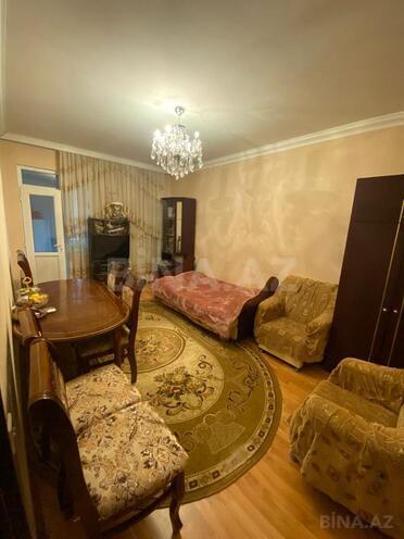 Продаётся 3-комн. вторичка 65 м², м. Мемар Аджеми, photo 1 from 18
