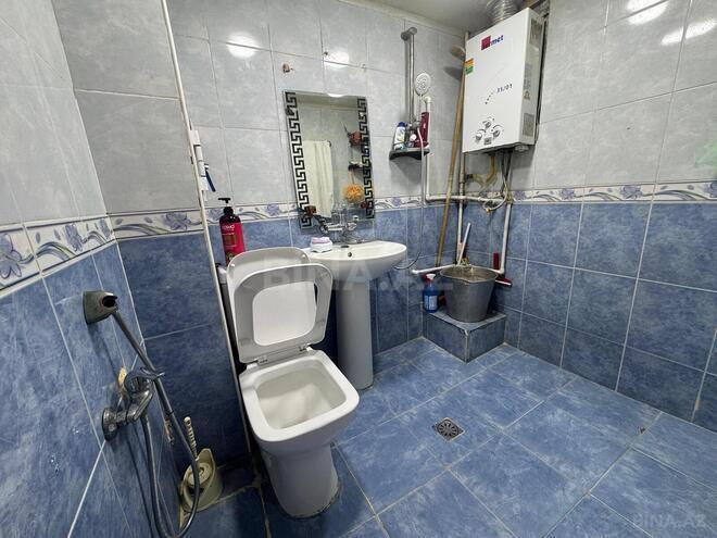 Продаётся 2-комн. вторичка 50 м², м. Нефтчиляр, photo 9 from 11