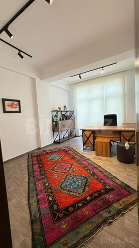 Сдаётся 3-комн. офис 150 м², м. Низами, photo 1 from 8