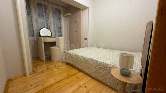 İcarəyə verilir 2 otaqlı köhnə tikili 65 m², Azadlıq Prospekti m., photo 4 from 9
