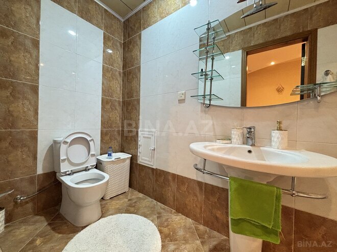 Сдаётся 3-комн. новостройка 140 м², м. Низами, photo 13 from 14