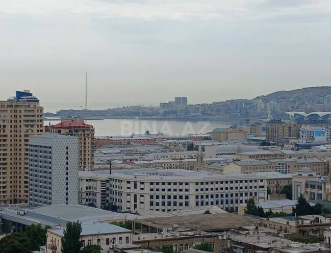 Satılır 4 otaqlı yeni tikili 186.5 m², 28 May m., photo 9 from 14
