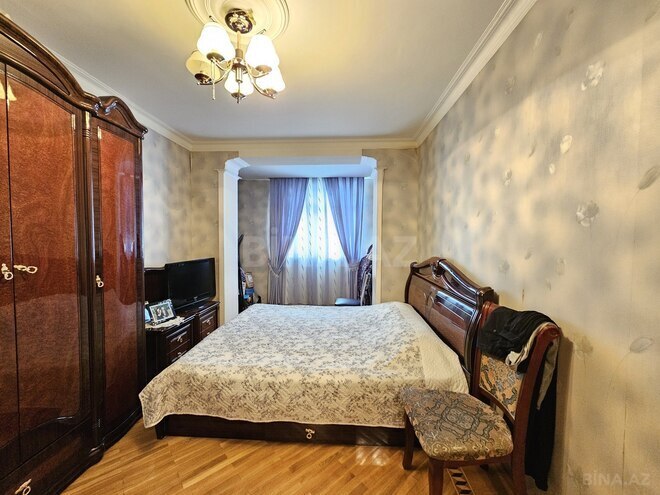 Satılır 4 otaqlı köhnə tikili 110 m², Azadlıq Prospekti m., photo 10 from 23