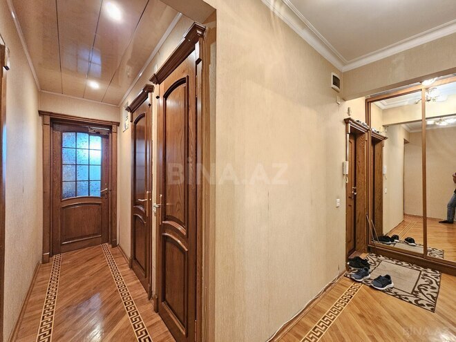 Satılır 4 otaqlı köhnə tikili 110 m², Azadlıq Prospekti m., photo 17 from 23