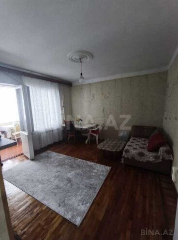 Продаётся 3-комн. вторичка 60 м², м. Нефтчиляр, photo 1 from 9