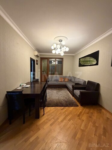 Продаётся 3-комн. вторичка 80 м², м. Мемар Аджеми, photo 1 from 10