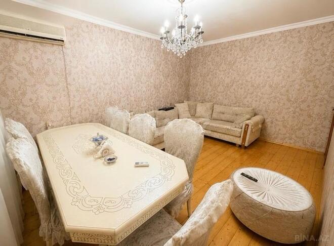 Продаётся 2-комн. вторичка 60 м², м. Халглар Достлугу, photo 3 from 9